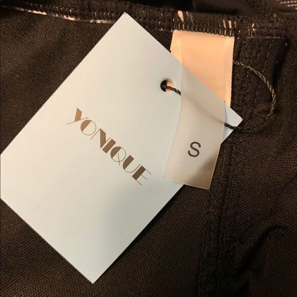 New! Yonique Black Ruffled Tankini Top Sz S - Picture 3 of 5